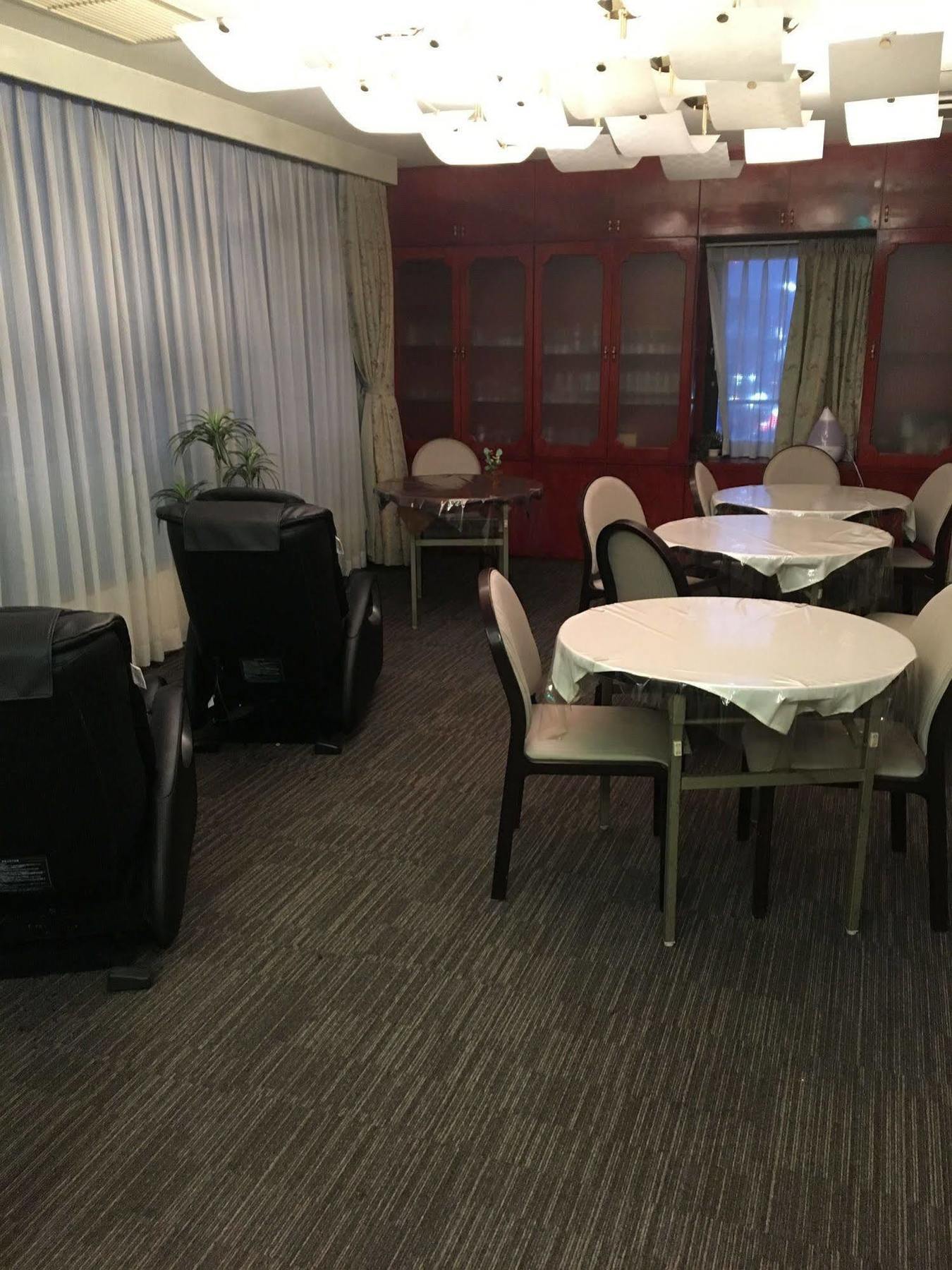 Hotel Crown Hills Matsuyama Мацуяма Екстериор снимка